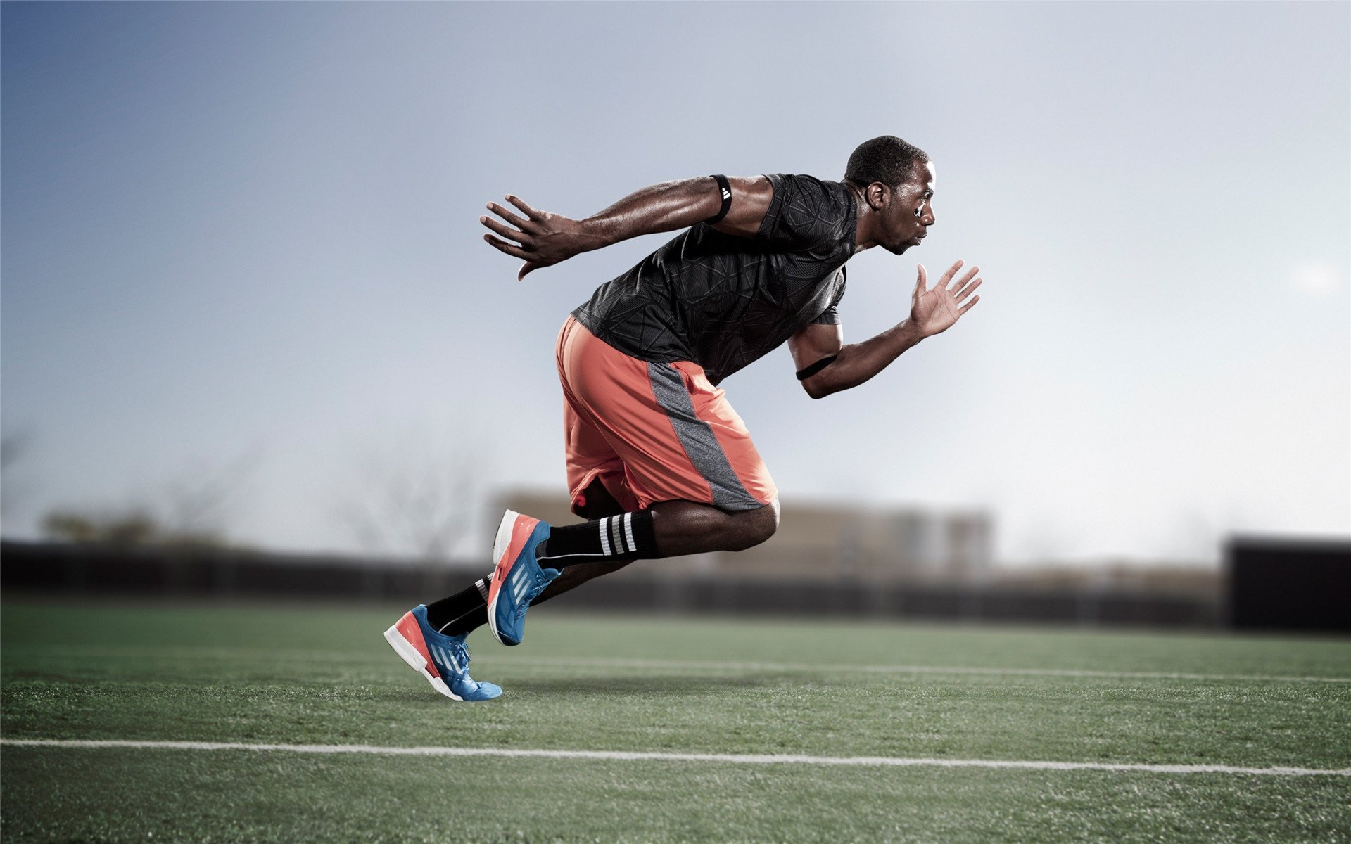 巴尔：以强大的防守和出色的跑位，成为全黑队中场不可或缺的一员