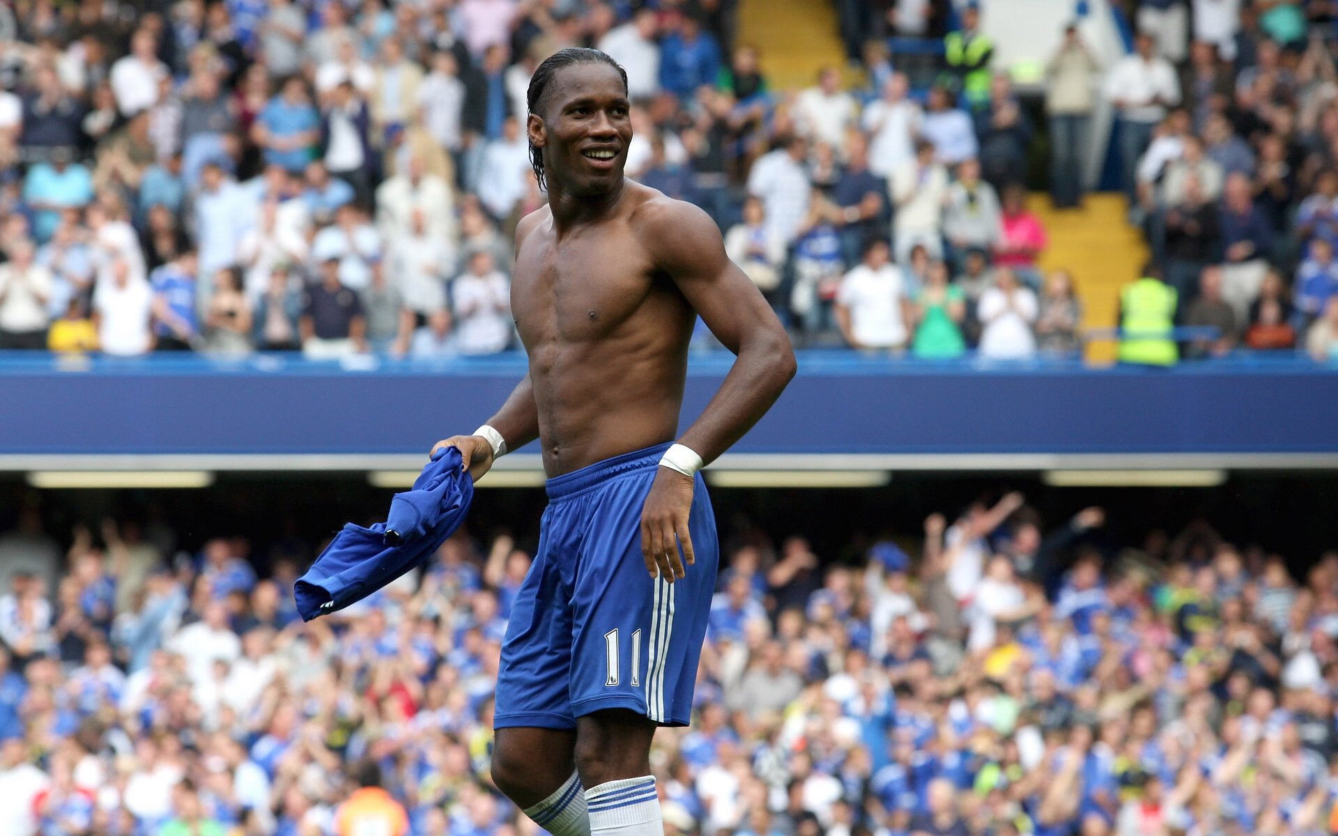 开云网站-英超冠军之争：悬念激烈，精彩纷呈！，9798英超冠军